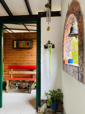 Habitaciónes en Casa Ithaca en sector Floresta - Santa Lucía